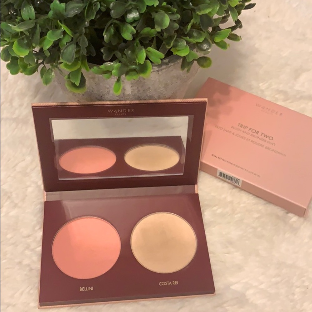 Wander Beauty- Trip for two blush and bronzer duo